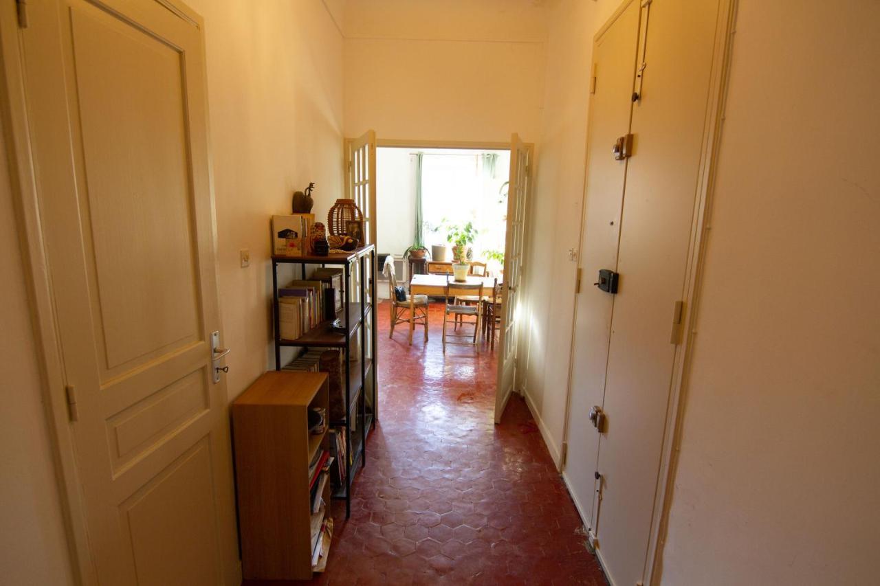 Jolie Chambre Dans Appartement Cosy En Plein Centre مارسيليا المظهر الخارجي الصورة